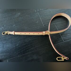 Louis Vuitton adjustable strap